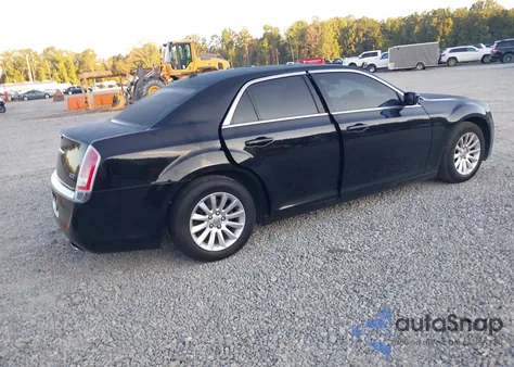 2013 Chrysler 300 Motown from USA, damaged, VIN 2C3CCAAG1DH589989